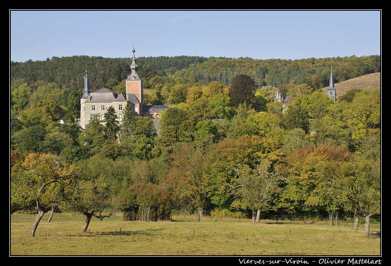 Le château de Vierves-sur-Viroin